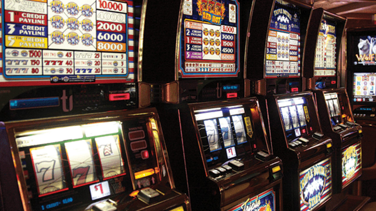 Slot Machine Tips - 21 Things for Beginning Gamblers